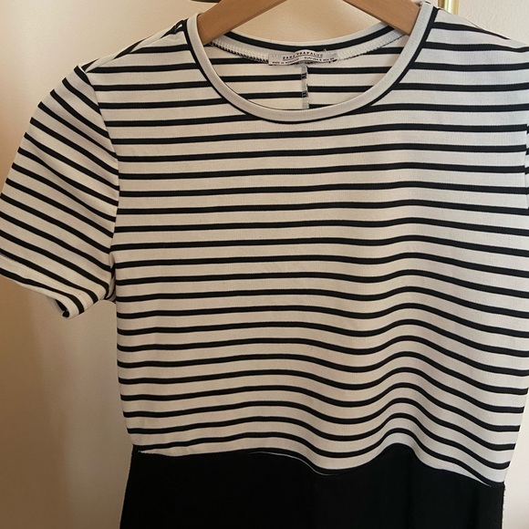Zara Black and White Striped mini skater Dress - Picture 4 of 7